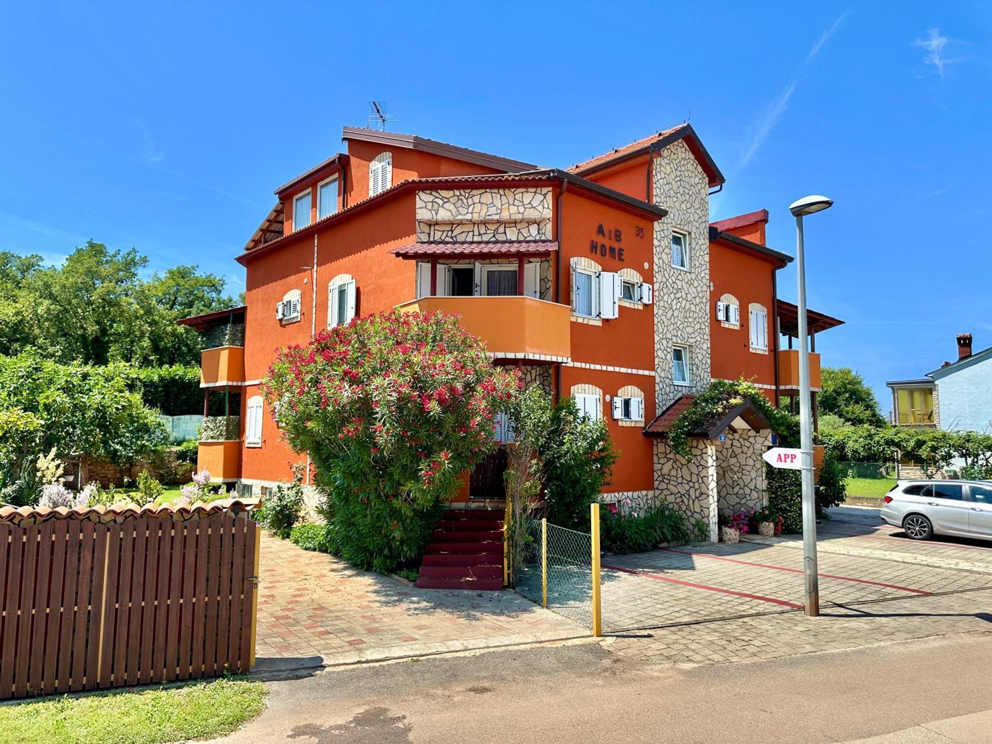 Apartments Dugonjic อูมัค ภายนอก รูปภาพ