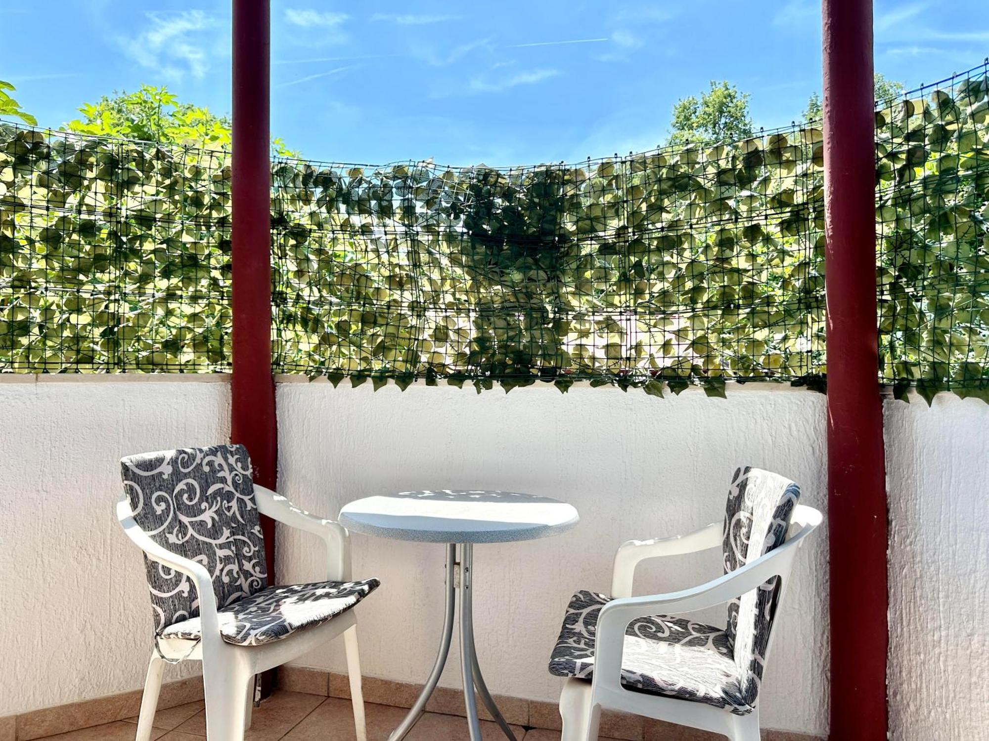 Apartments Dugonjic อูมัค ภายนอก รูปภาพ
