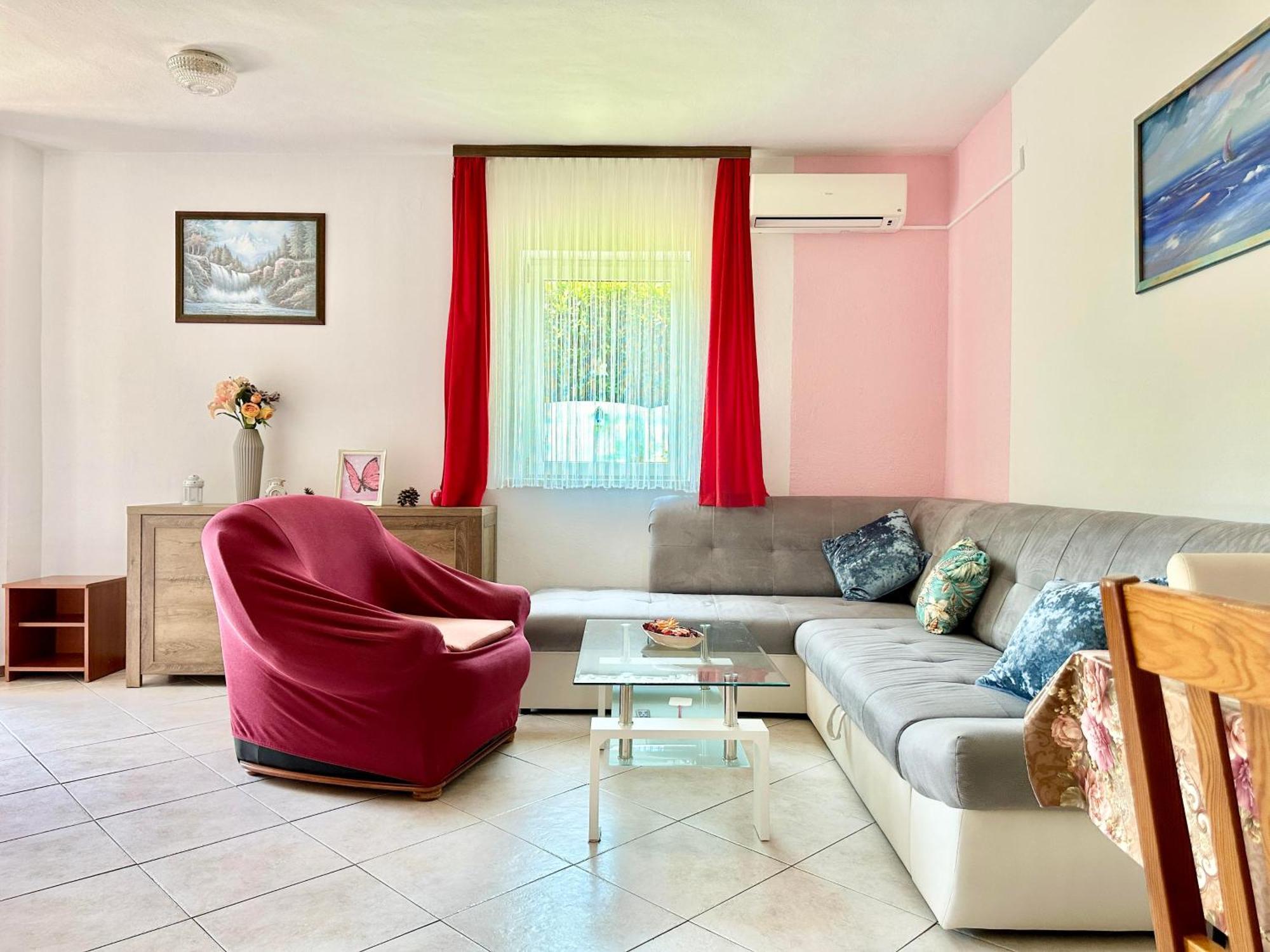 Apartments Dugonjic อูมัค ภายนอก รูปภาพ